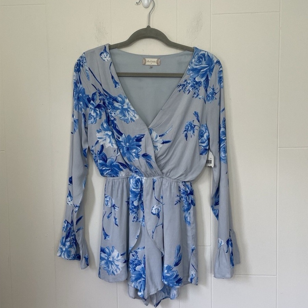 Altar’d State. Grey Blue Floral Long Sleeve Lined Surplice Romper. Size Small